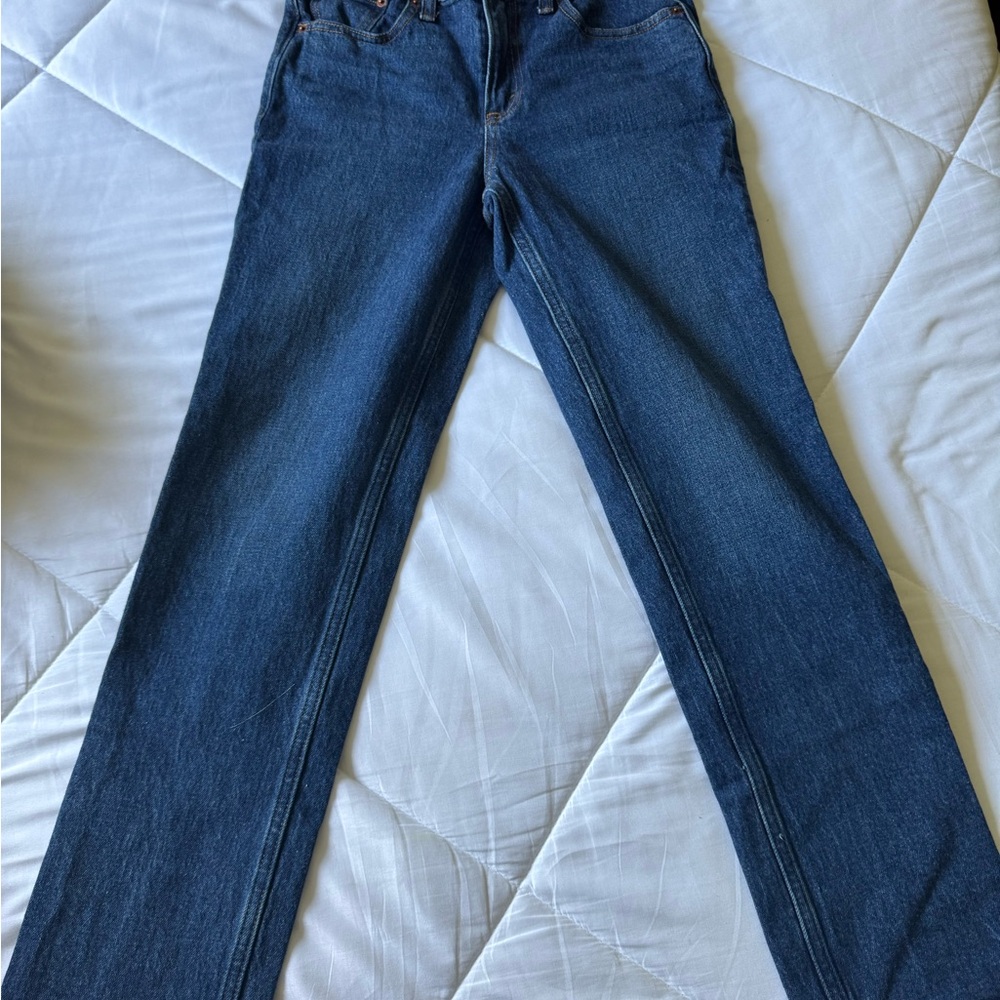 Abercrombie & Fitch 90s Slim Straight Ultra High Rise